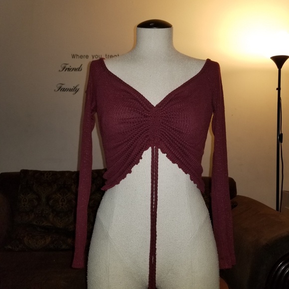 Burgundy slight off-the shoulder long sleeve top - Picture 3 of 4